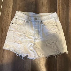 🚫 sold 🚫 American Eagle 90s Boyfriend Short